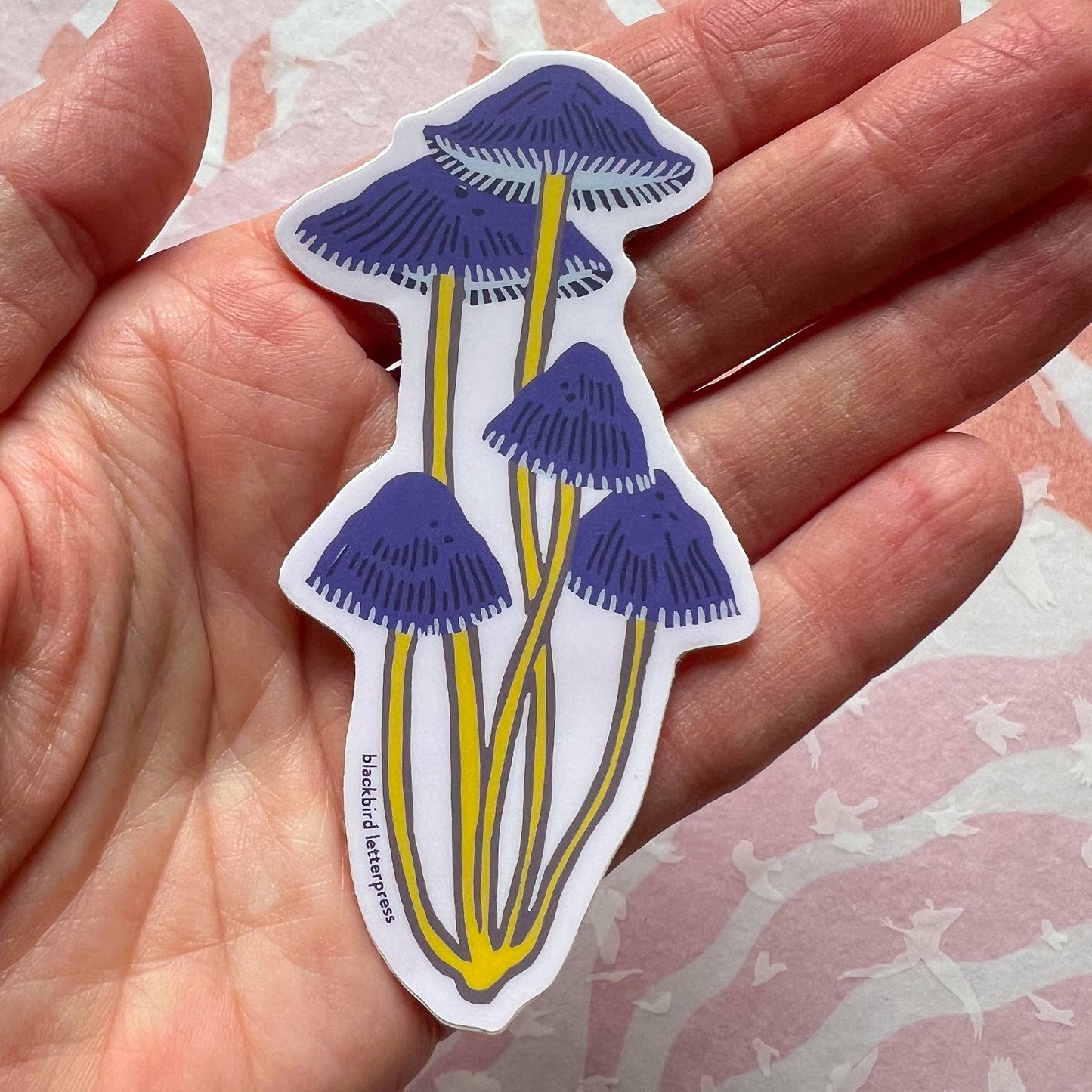 Bonnet mushroom sticker